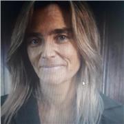 Licenciada en Bellas Artes